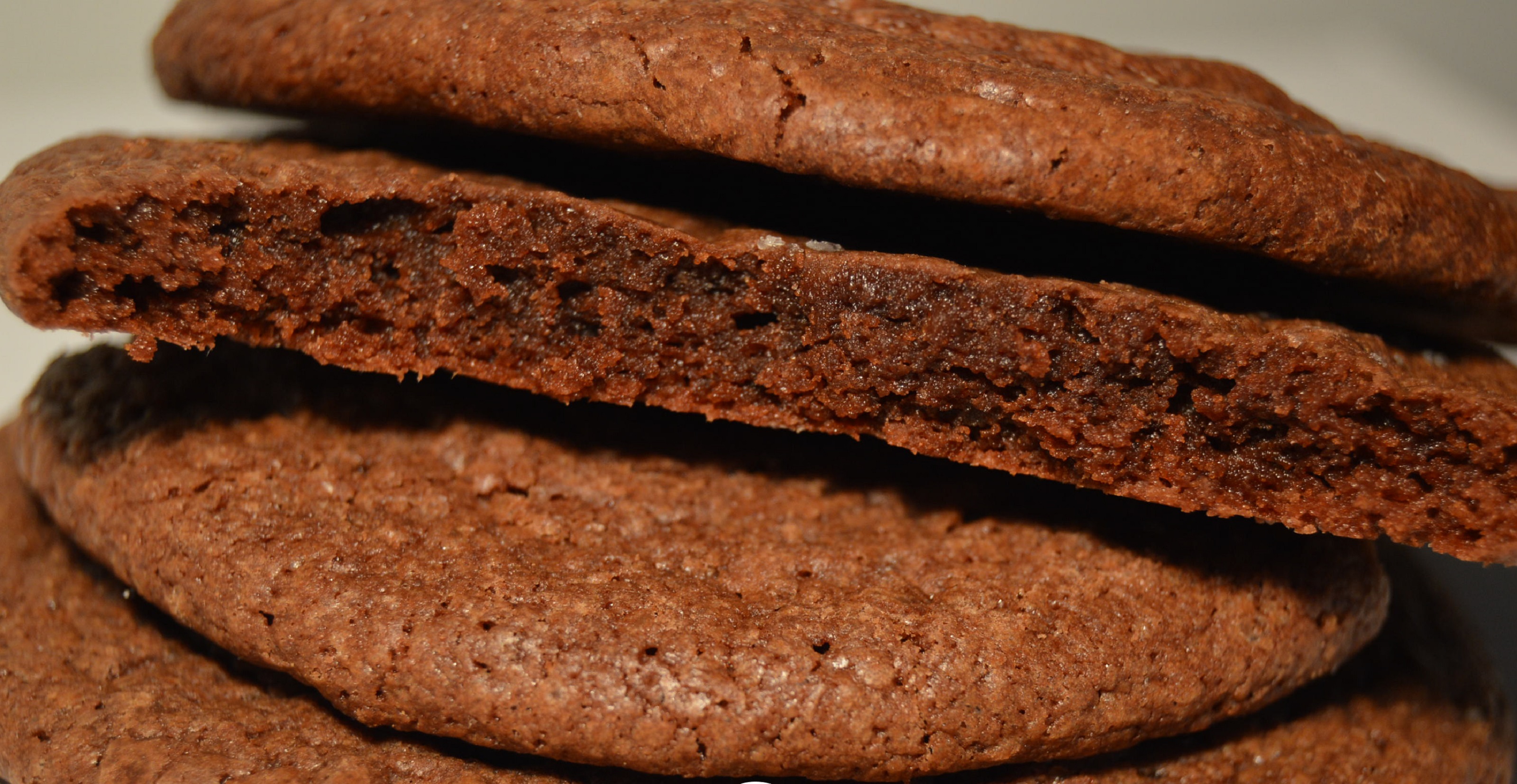 Estas irmãs setubalenses fazem bolachas caseiras deliciosas e um Twix gigante foto