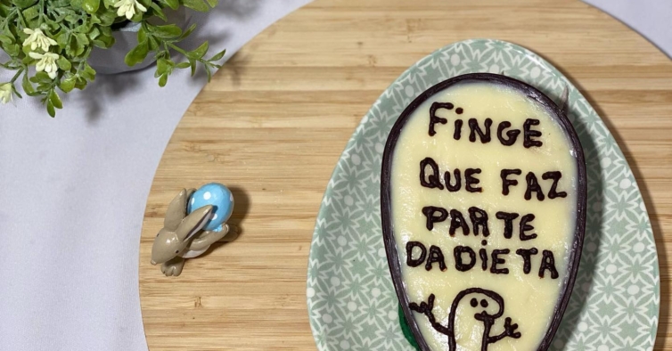 Bento cake amigo meme  Bolos engraçados de aniversário, Bolo