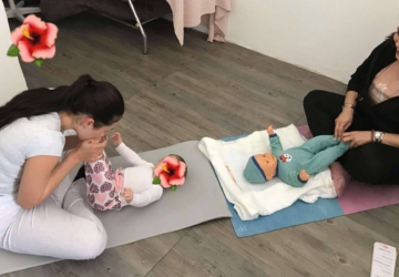 Atenção, jovens pais: vem aí um workshop de ioga para bebés
