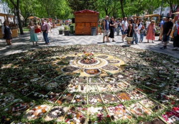 Festa da Flor traz exposições, passeios e desfile de bicicletas à Avenida Luísa Todi